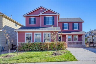 Building Photo - Awesome 3bed/3bath/2car garage on a quiet street in Aurora!