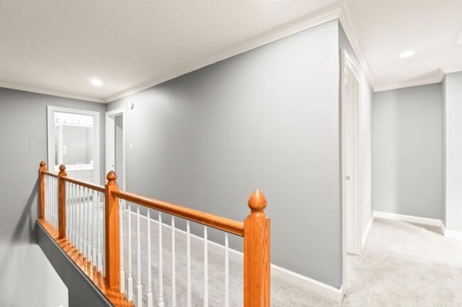 Building Photo - 167 Calais Dr