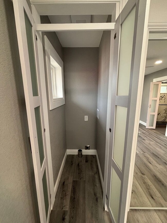 Building Photo - Gorgeous- Brand New 2 Bed + Loft Home in Beautiful Saranap Area – Walnut Creek