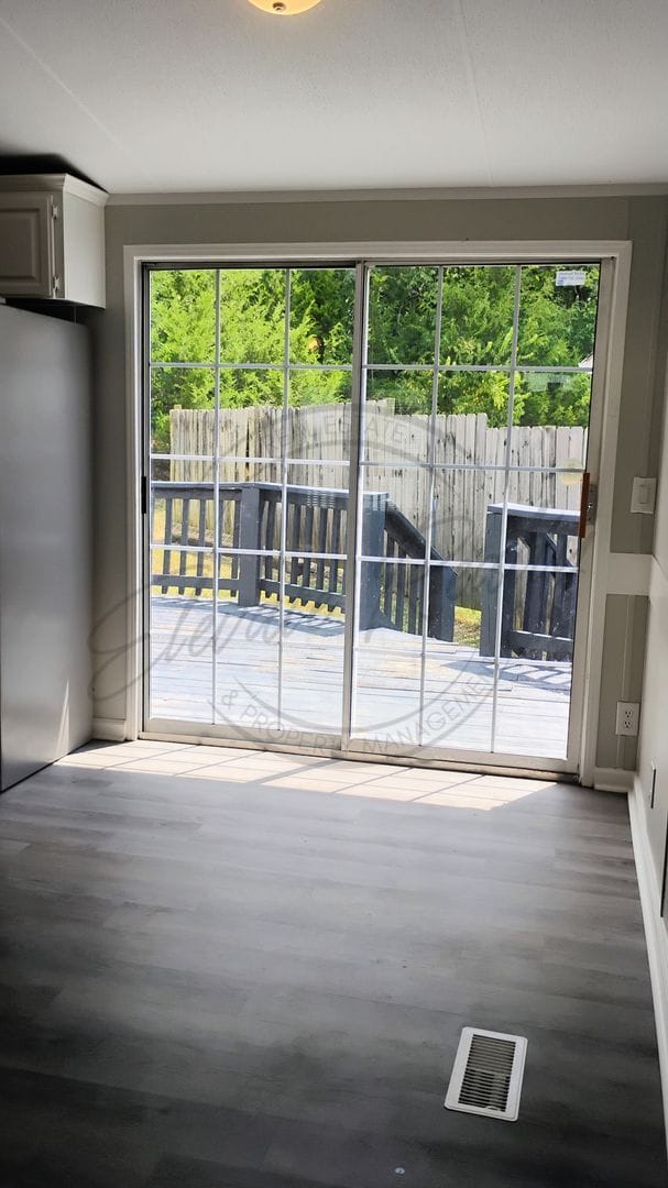 Building Photo - ON SPECIAL! THIS PROPERTY HAS A 1/2 OFF TH...