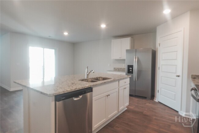 Building Photo - 511 Coconut Dr