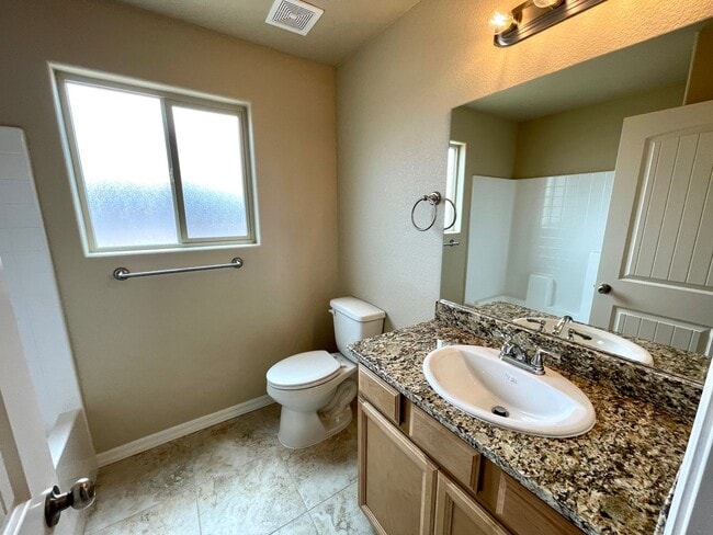 Building Photo - Built in 2024, 3 bedroom, 2 bathroom home located in Golden Valley, AZ