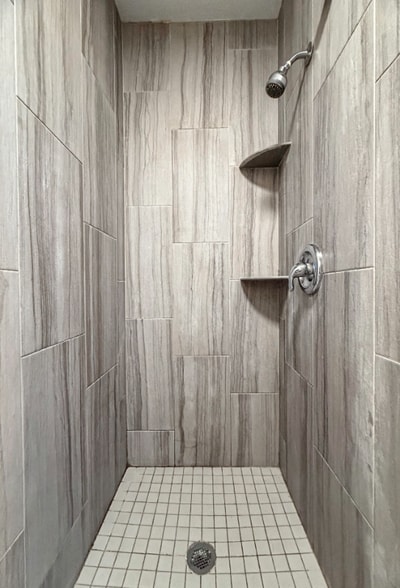 Building Photo - 213 Iowa St