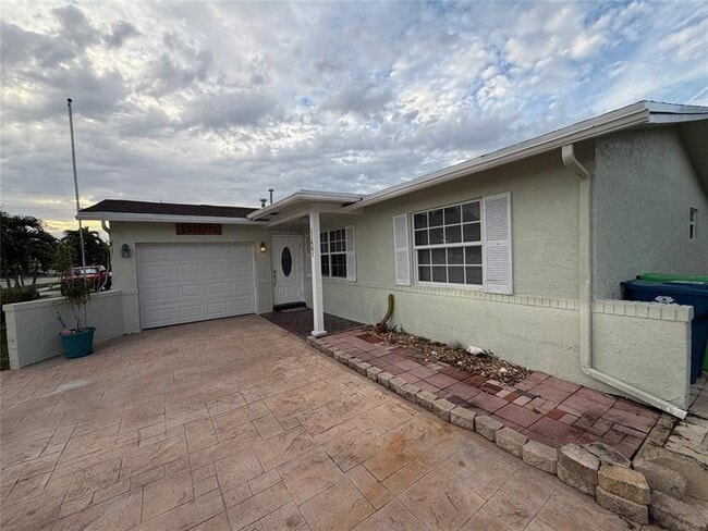 Building Photo - 11461 NW 31st Pl