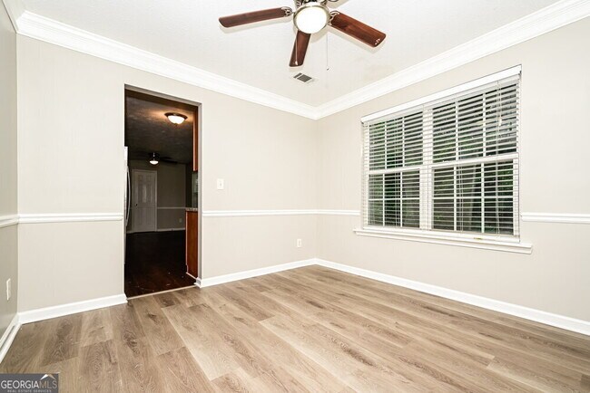 Building Photo - 4107 Shoreside Cir SW