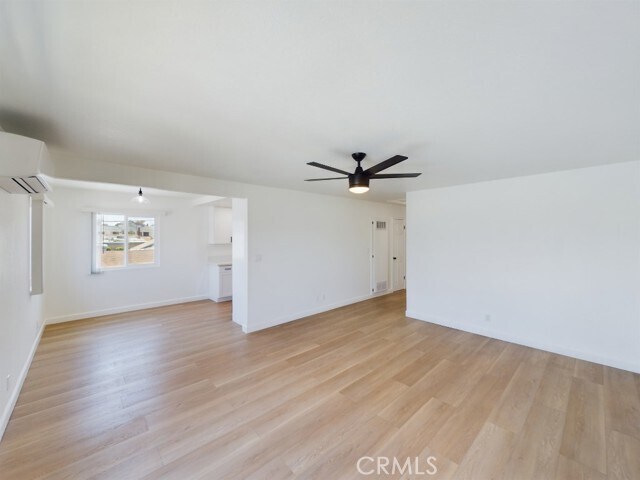 Building Photo - 419 W 4th Ave