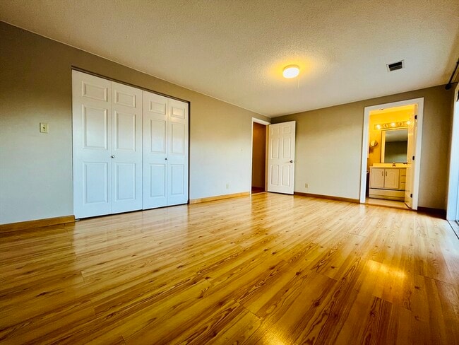 Building Photo - 30 Margin St