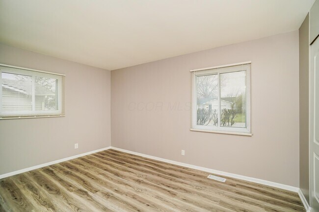 Building Photo - 608 Palace Ln