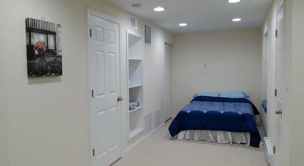 Building Photo - 307 Tramore Ct