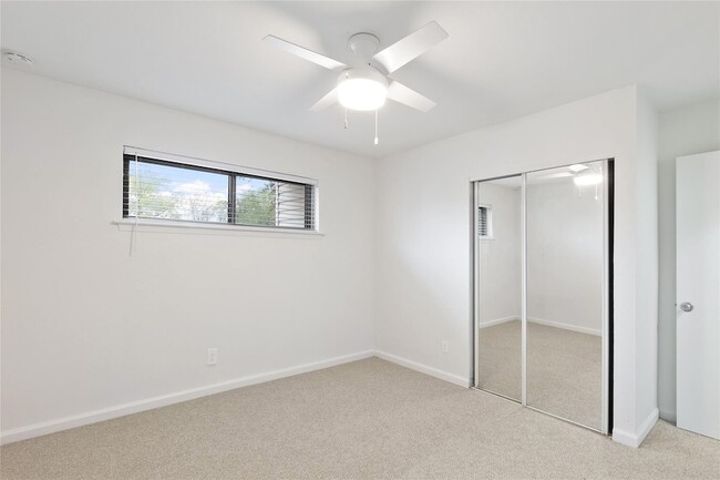 Building Photo - 4930 Windward Passage