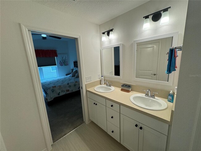 Building Photo - 7715 Guarino Ln