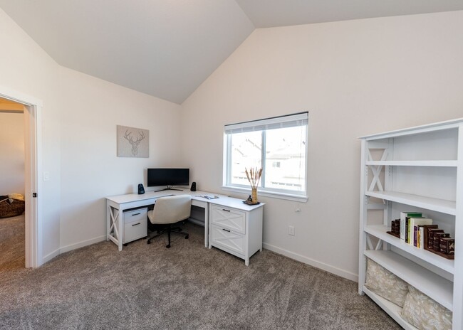 Building Photo - Serene, Peaceful Retreat nestled up to Mt Open Space