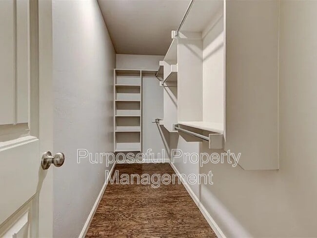 Building Photo - 4309 Edinburg Way
