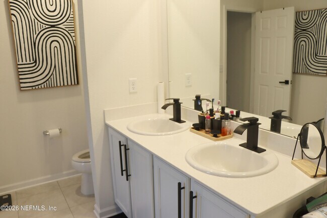 Building Photo - 7223 Hawkes Bnd St