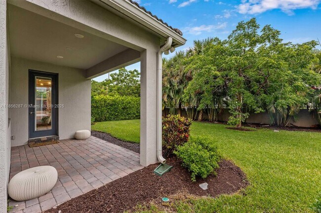 Building Photo - 4434 Ficus St
