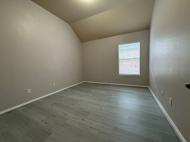 Building Photo - 4507 Indian Gardens Way