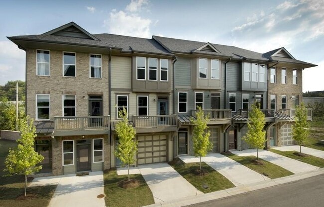 Primary Photo - 2189 Old Georgian Terrace