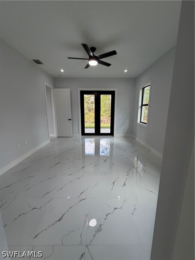 Building Photo - 2863 52nd Ave NE