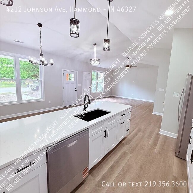 Building Photo - 4212 Johnson Ave