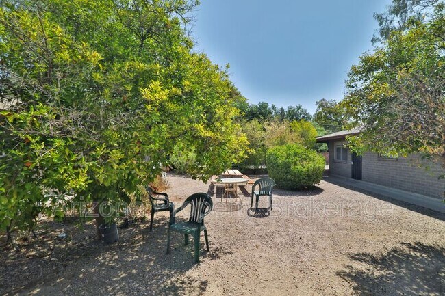 Building Photo - 2323 S College Ave