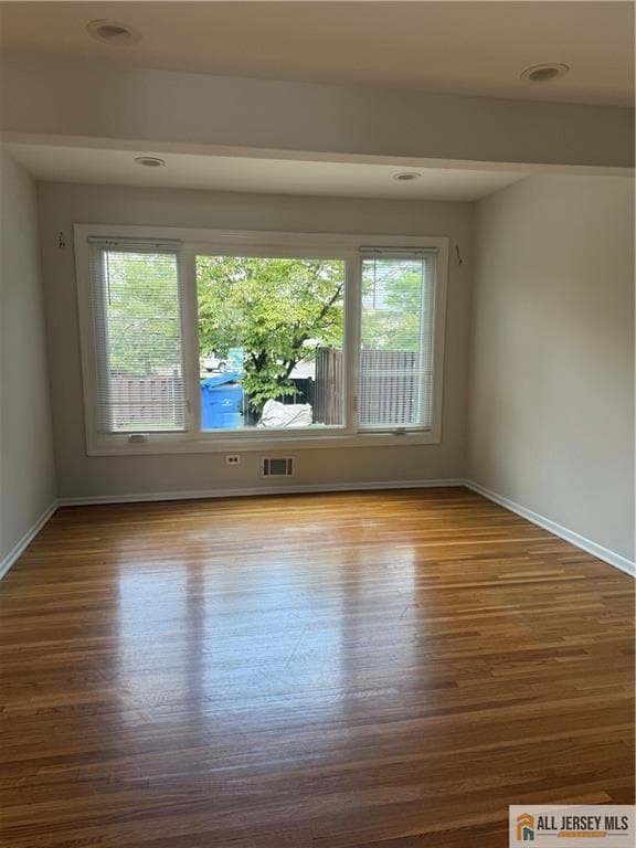 Building Photo - 355 Willowbrook Dr