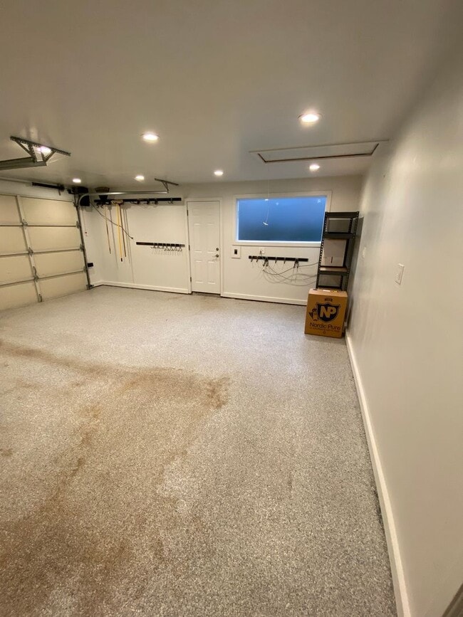 Building Photo - 3bd/1ba House in Bellevue