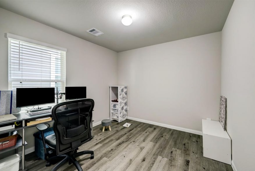 Building Photo - 25514 Woodmere Spur Ln