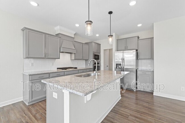 Building Photo - 35 Village Edge Dr