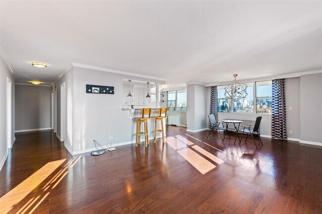Building Photo - 6040 JFK Blvd E