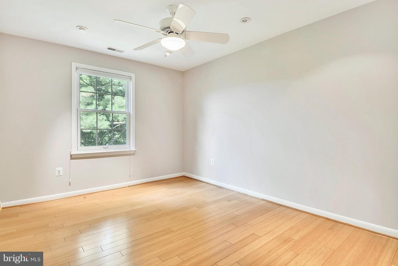 bedroom #2 - 1107 Fairview Ct