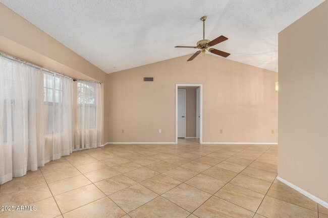 Building Photo - 13722 W Gable Hill Dr