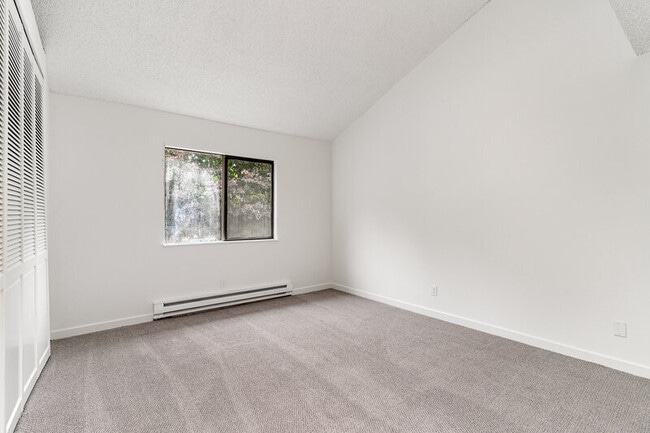 Building Photo - 6413 Sand Point Way NE