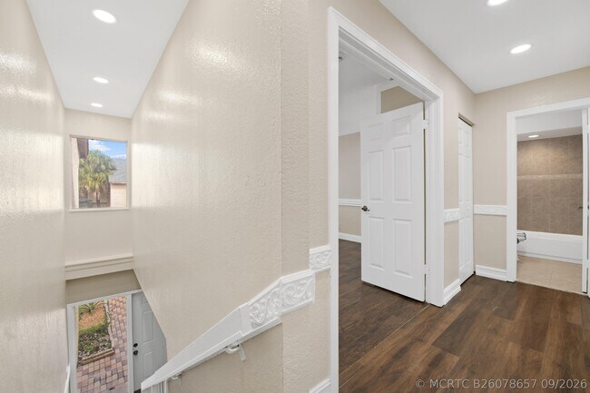Building Photo - 32 Wimbledon Lakes Dr