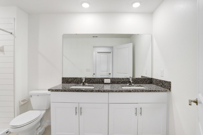 Building Photo - 6024 Shiner St