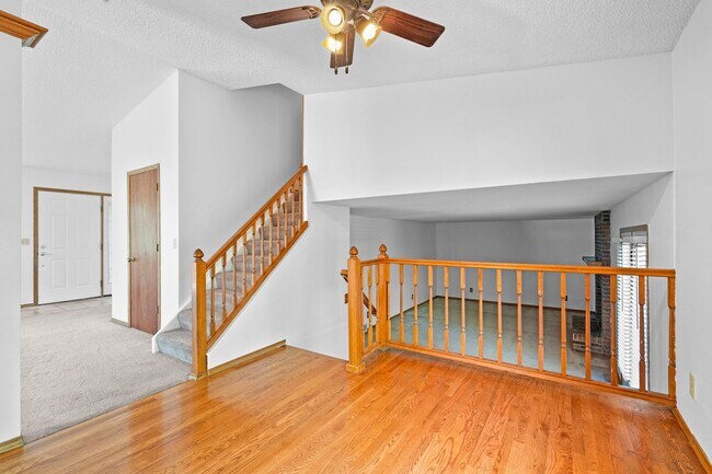 Building Photo - Spacious 4 Bedroom Home in Longmont