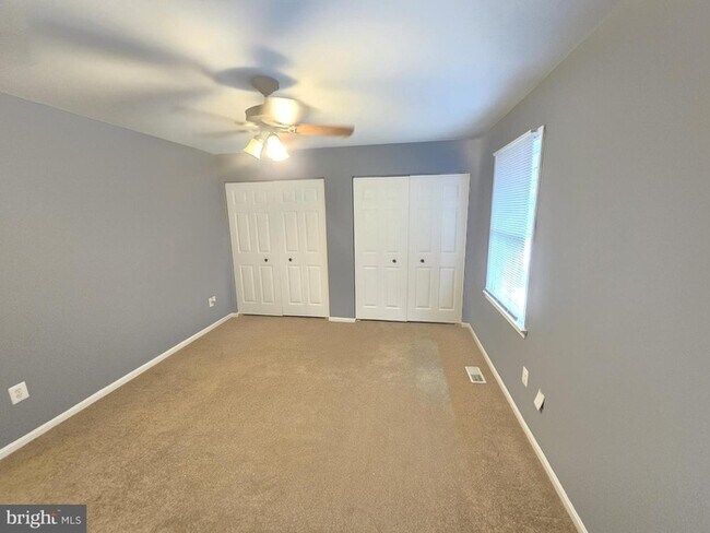 Building Photo - 3 Bedroom Pasadena Home