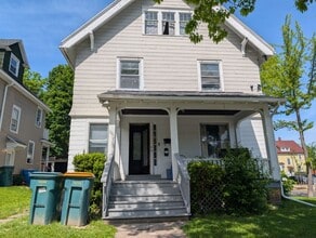 Building Photo - 1097 Dewey Ave