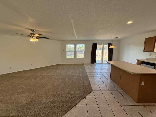 Building Photo - 13735 E Shadow Pines Ln