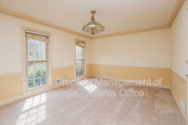 Building Photo - 938 Lost Valley Dr SE