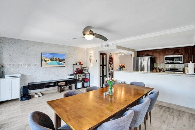 Building Photo - 16478 NE 27th Pl