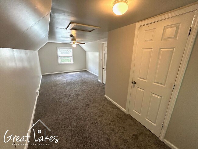 Building Photo - Lovely 3 bedroom / 1 bathroom house now available for rent!