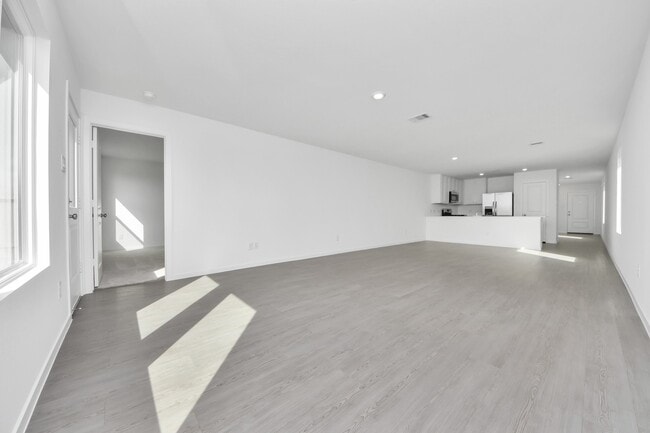 Building Photo - 29643 Knollwood Bay Rd