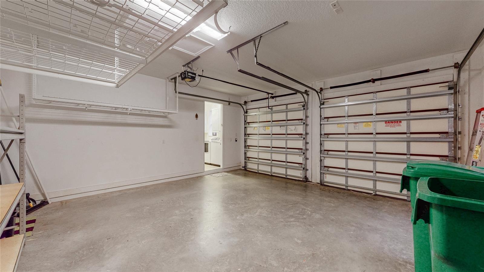 Building Photo - 4046 NW 85th Ave