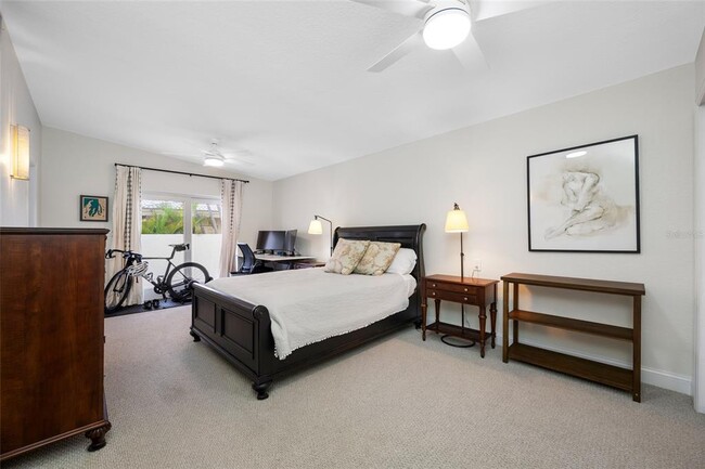 Building Photo - 540 59th Ave