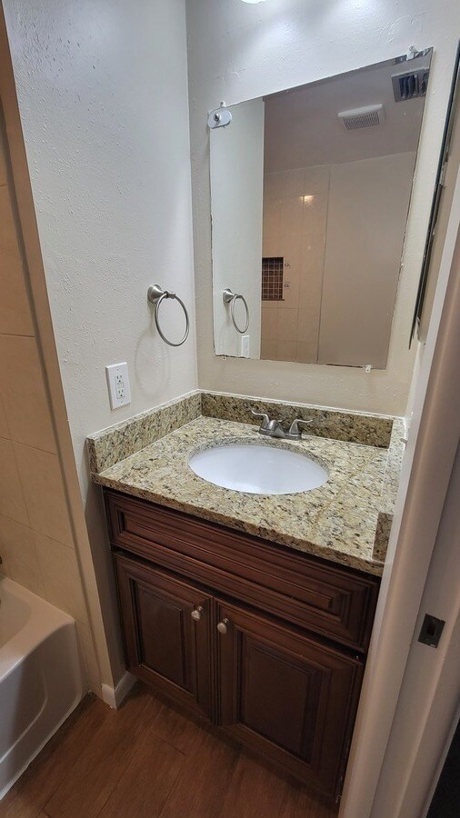 Building Photo - 7910 Citrus Dr