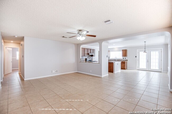 Building Photo - *COMING SOON* Beautiful 3 Bedroom Home with Granite Countertops & Large Backyard