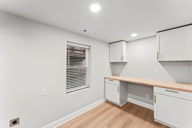 Building Photo - 2128 Hosea L Williams Dr NE