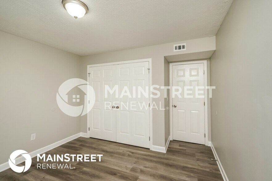 Building Photo - 2821 Rowan St