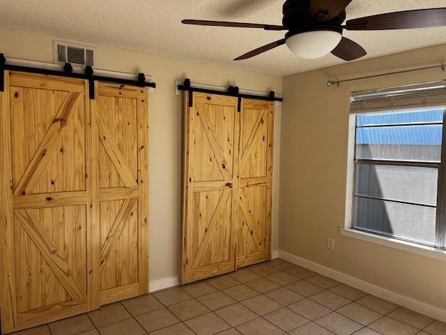 Building Photo - 207 Riverbend Dr