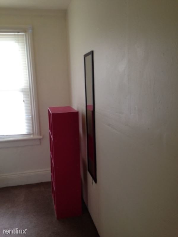 Building Photo - 424 Monroe Ave